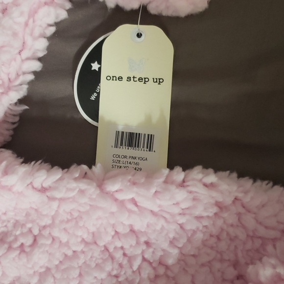 One step up hoodie - Picture 11 of 11